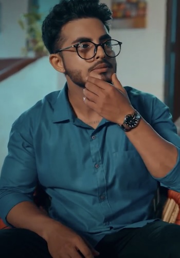 Ullu Web Series 'Bade Achhe Lagte Hai' Cast, Actress Real Name, Photos, Release Date, Plot Summary, Episodes & More 3 Sanyogita's Boyfriend in Ullu web series 'Bade Achhe Lagte Hai'